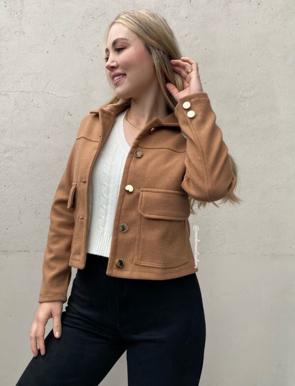 CHAQUETA EN PAÑO CAMEL - Image 2